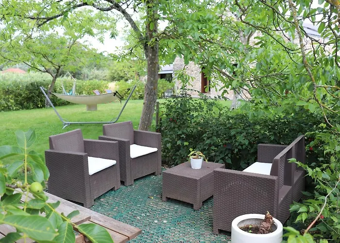 Acquavilla * بومبال